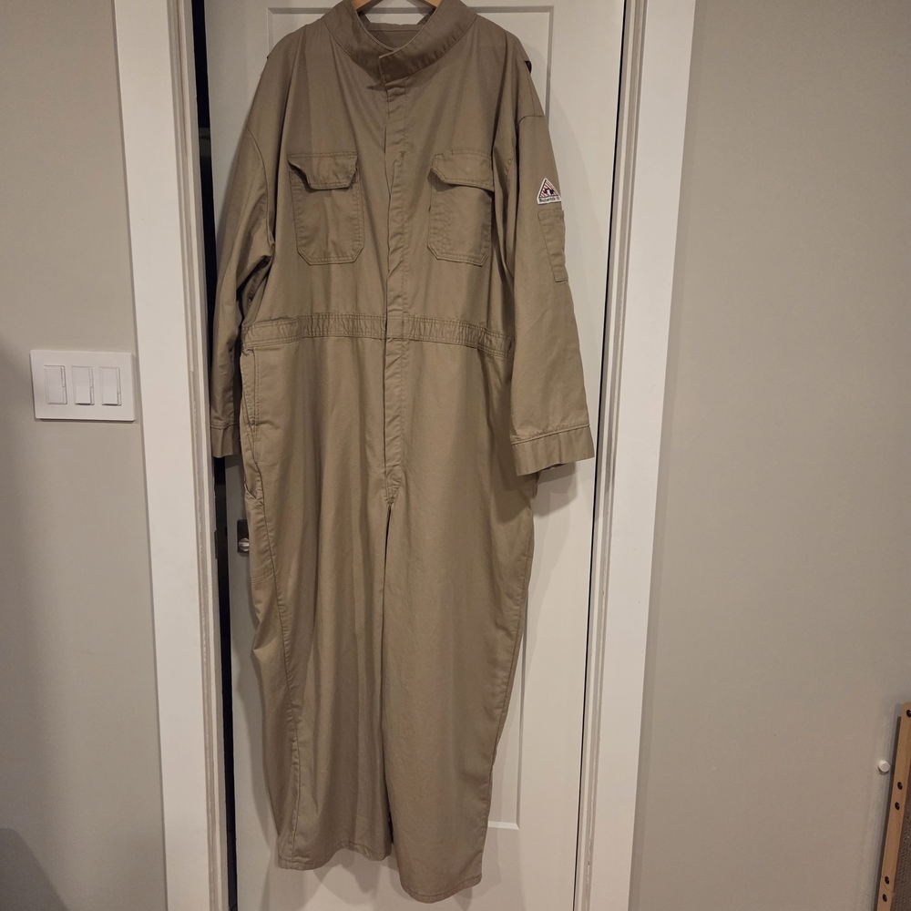 Bulwark Flame Resistant Coveralls 64SH Khaki Utility Workwear Arc Flash CAT 2
